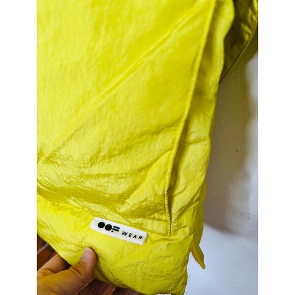 OOF Neon Yellow Nylon 100% Polyester High Neck Tie Front Puffer Coat size 40 - Picture 8 of 16